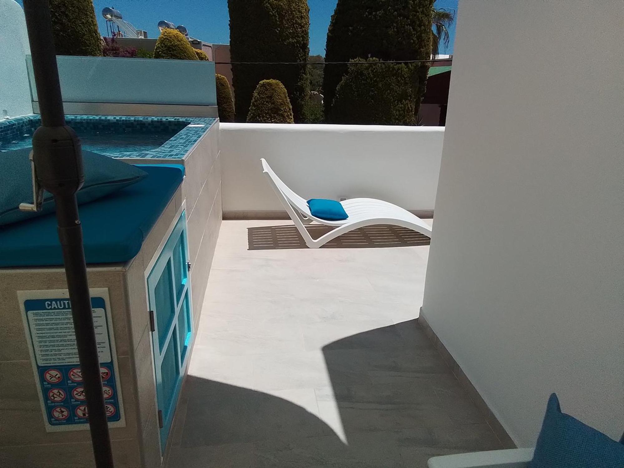 Chariot Apartments Santorini Камари Экстерьер фото