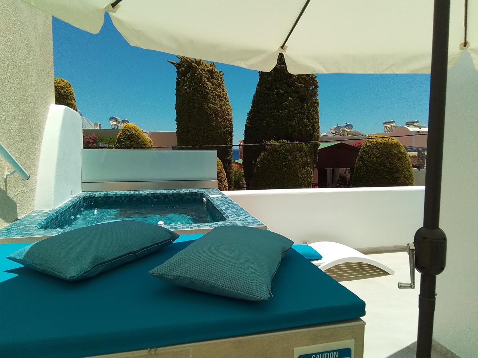 Chariot Apartments Santorini Камари Экстерьер фото