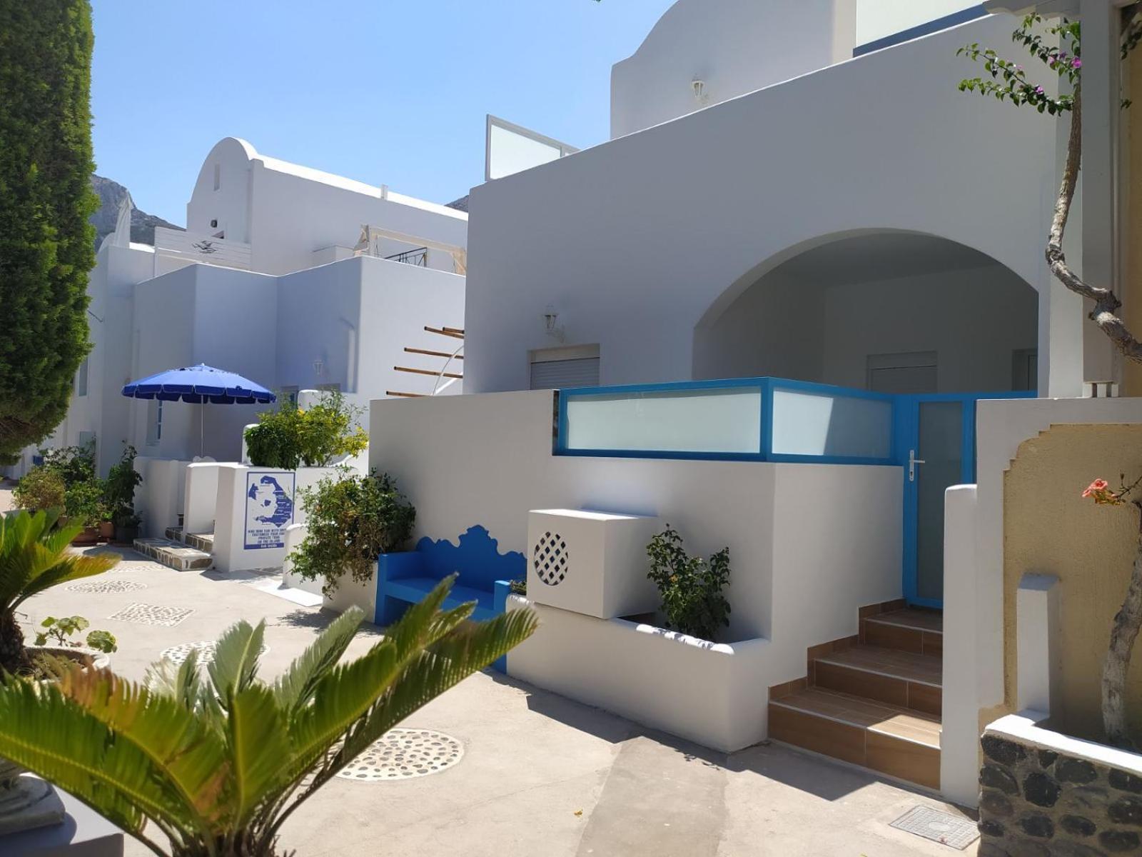 Chariot Apartments Santorini Камари Экстерьер фото